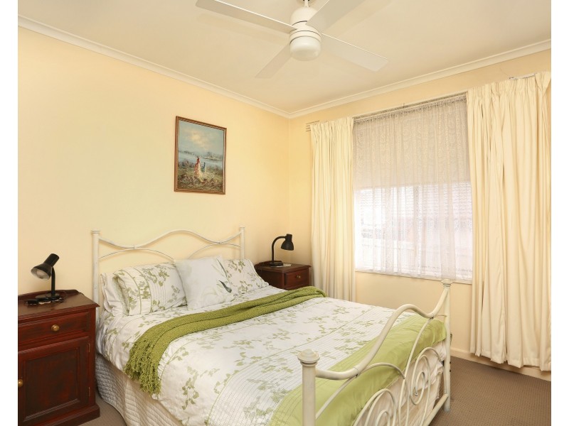 13/3 Royal Avenue, Essendon North VIC 3041