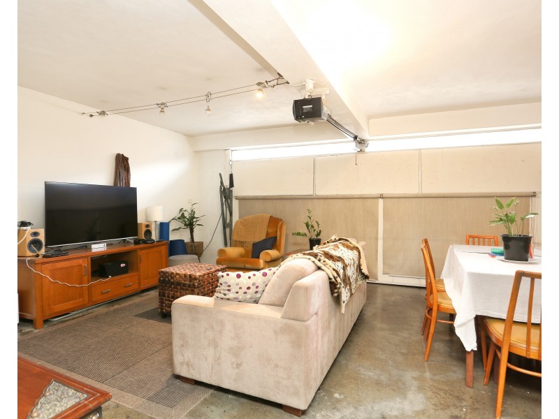 13/3 Royal Avenue, Essendon North VIC 3041