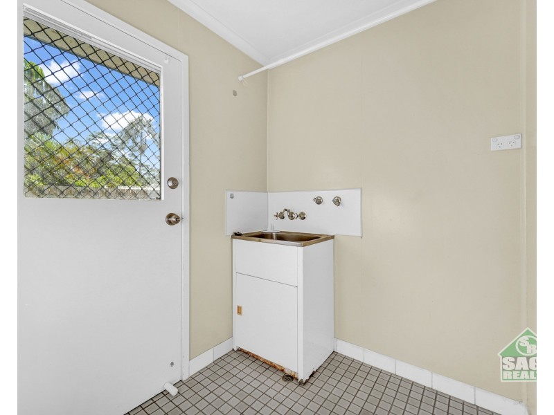 5 Roslyn Court, Loganlea QLD 4131