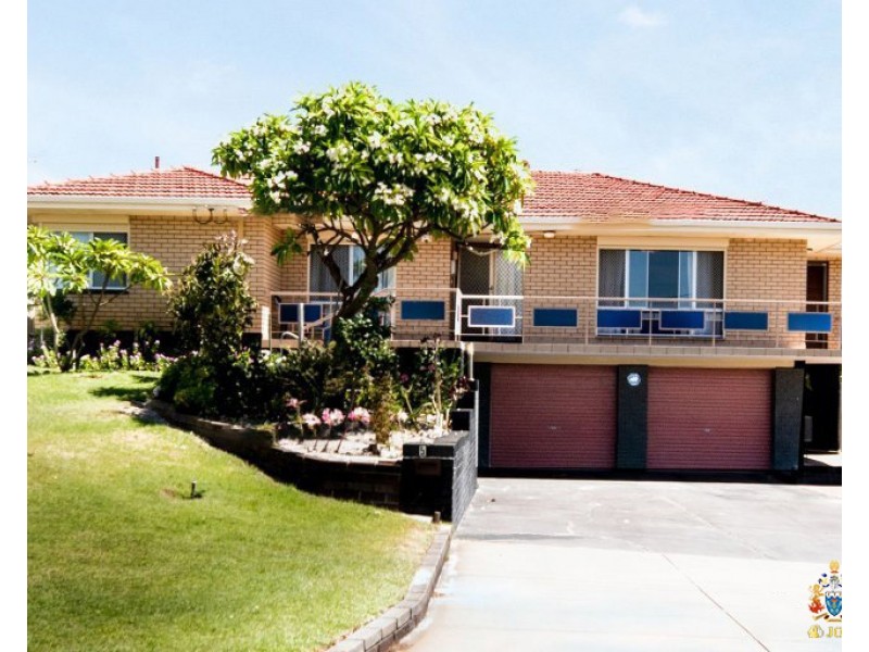 5 Stonehouse Crescent, Bentley WA 6102