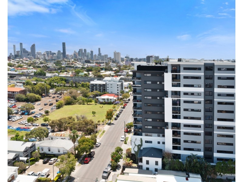 404/28 Wolseley Street, Woolloongabba QLD 4102