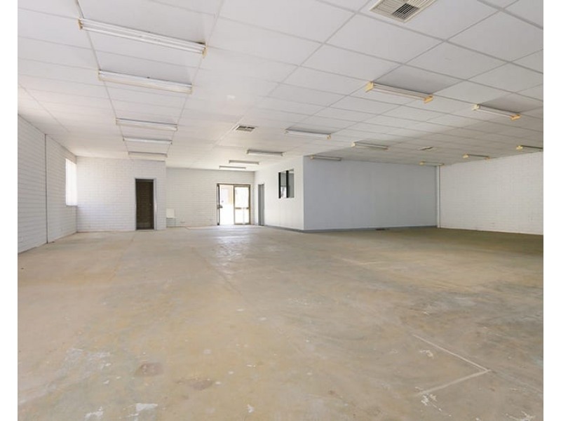 358 South Street, O’connor WA 6163