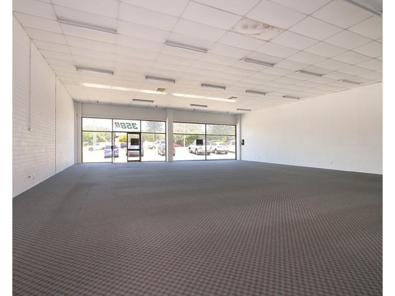 358 South Street, O’connor WA 6163