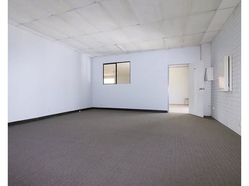 358 South Street, O’connor WA 6163