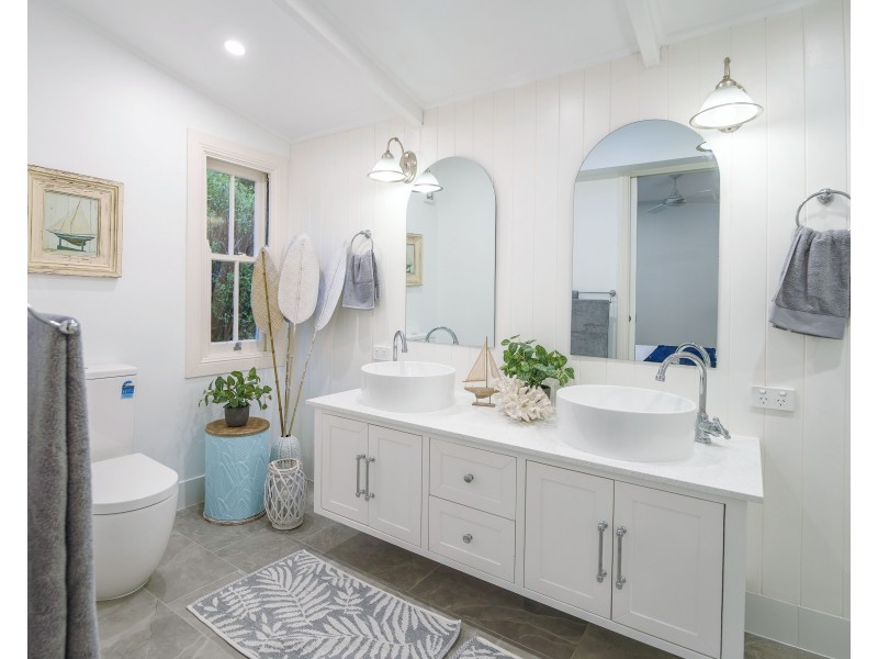 10 Ohia Court, Tamborine Mountain QLD 4272