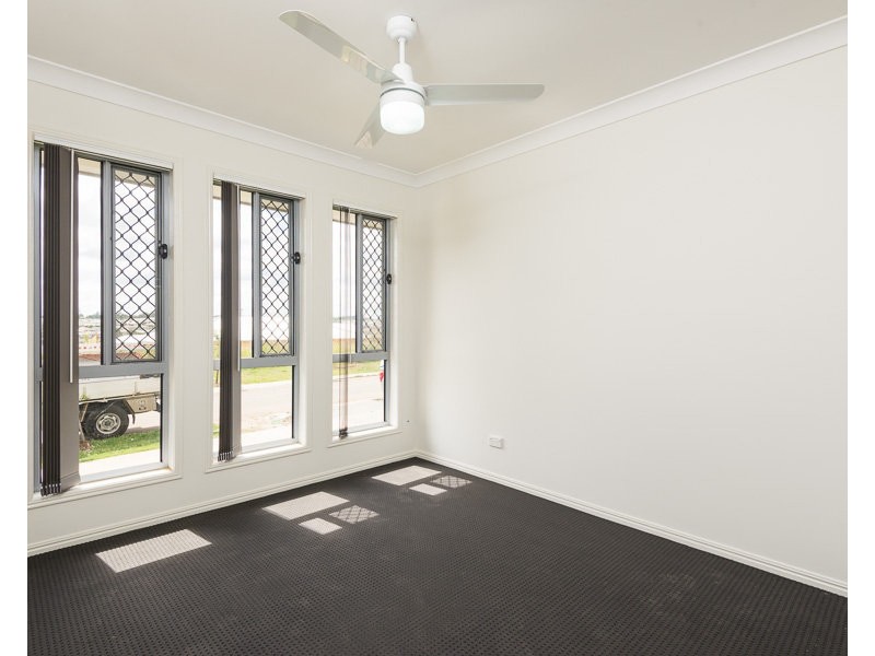 5 Gannet Street, Redbank Plains QLD 4301