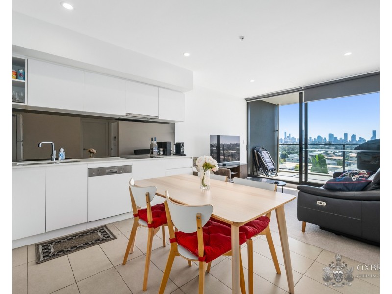 20603/300 Old Cleveland Road, Coorparoo QLD 4151