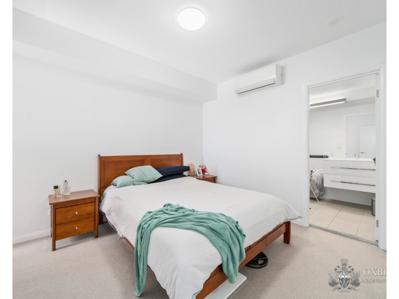 20603/300 Old Cleveland Road, Coorparoo QLD 4151