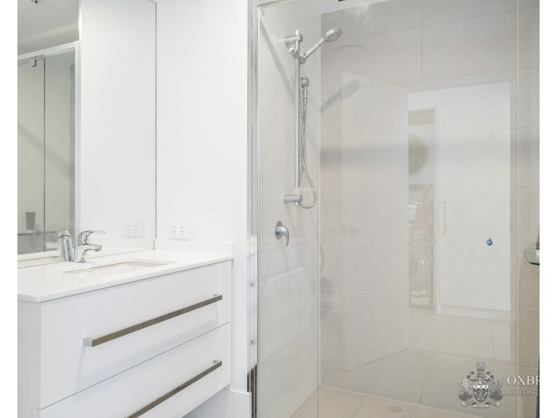 20603/300 Old Cleveland Road, Coorparoo QLD 4151