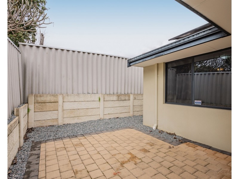 unit 5/42 Norman Street, St James WA 6102