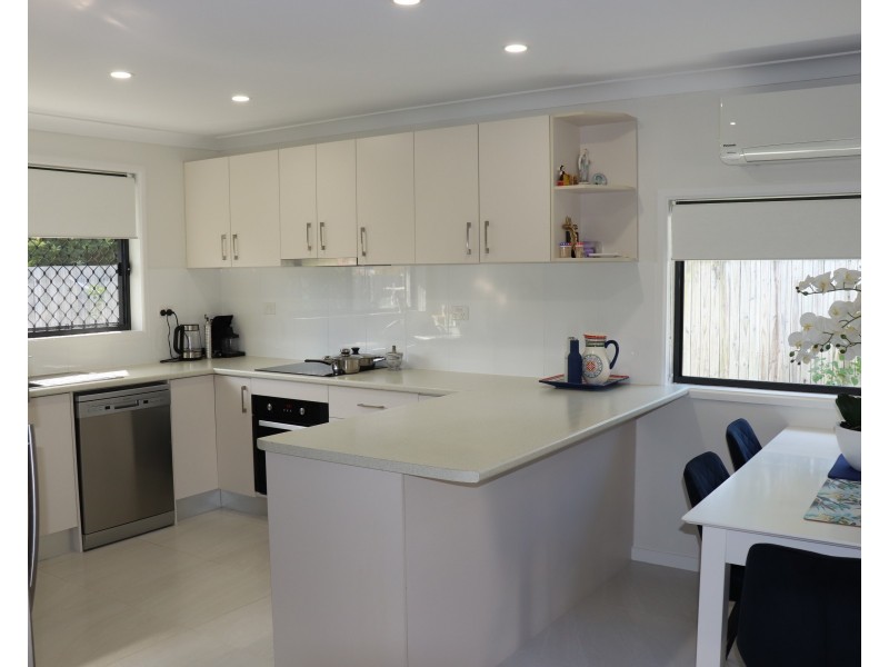 86 Muir Street, Labrador QLD 4215