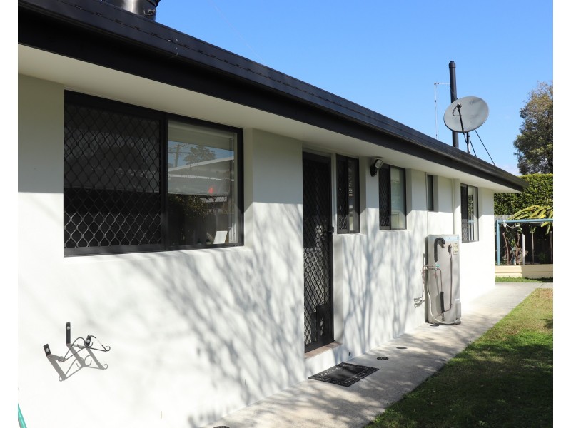 86 Muir Street, Labrador QLD 4215