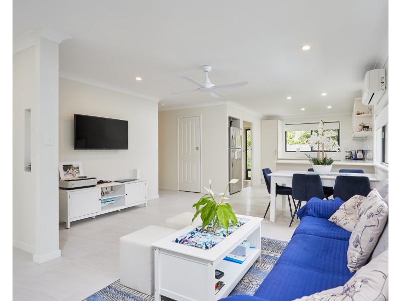 86 Muir Street, Labrador QLD 4215