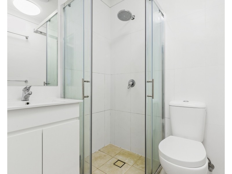 1/13 Allman Street, Campbelltown NSW 2560