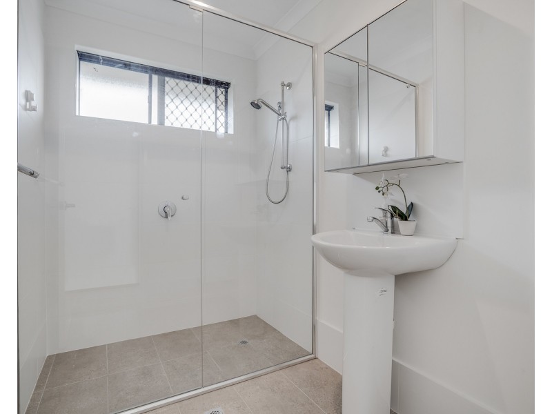 11/93 Seventh Road, Armadale WA 6112