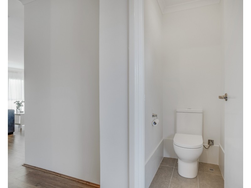 11/93 Seventh Road, Armadale WA 6112