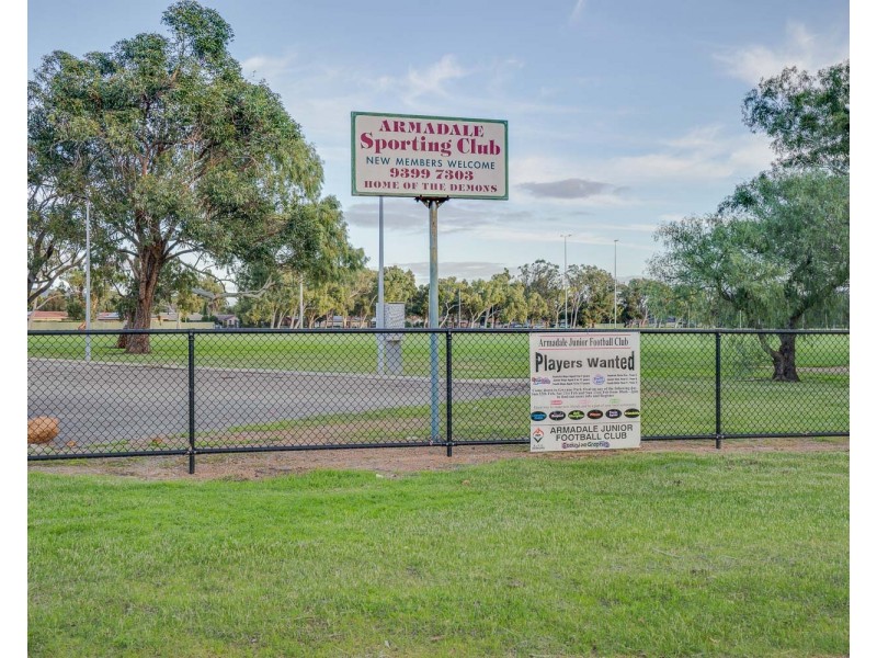 11/93 Seventh Road, Armadale WA 6112