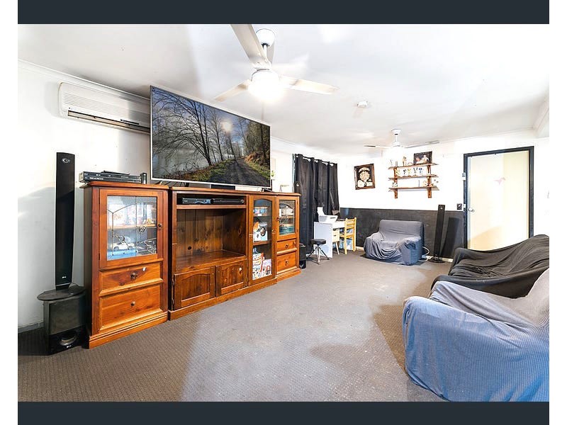 40 Paradise Road, Slacks Creek QLD 4127