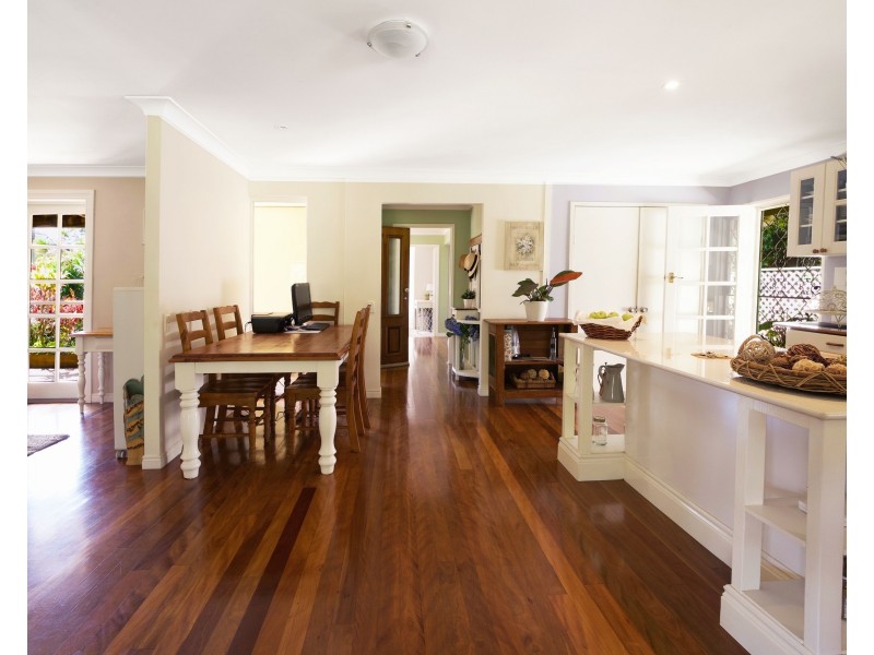 50 Macdonnell Road, Tamborine Mountain QLD 4272