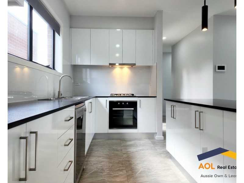 2 Lichfield Avenue, Jacana VIC 3047