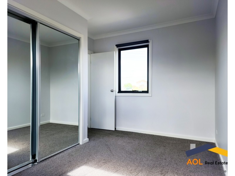 2 Lichfield Avenue, Jacana VIC 3047