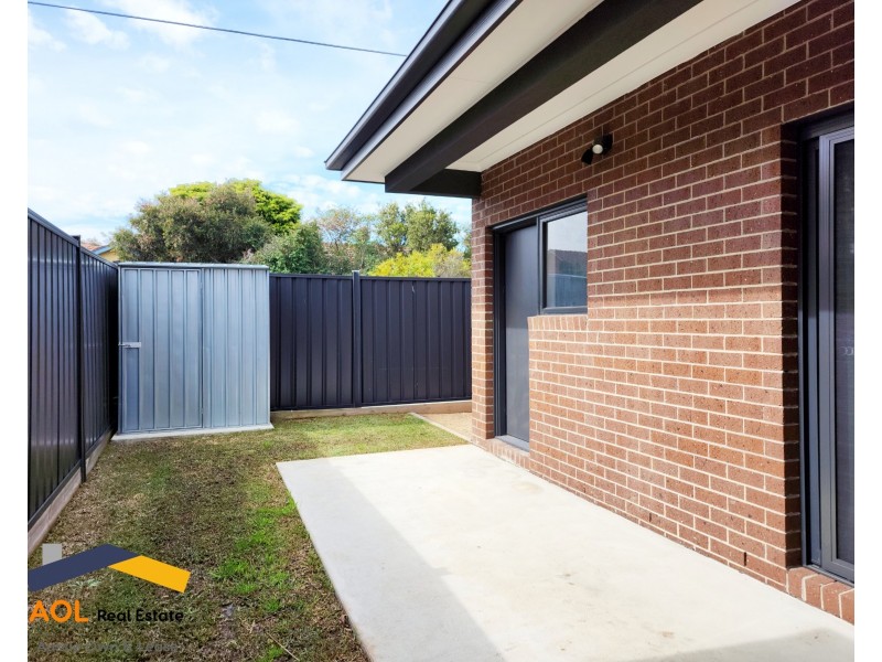2 Lichfield Avenue, Jacana VIC 3047