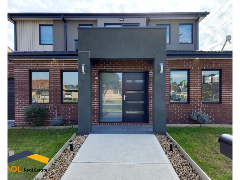 2 Lichfield Avenue, Jacana VIC 3047
