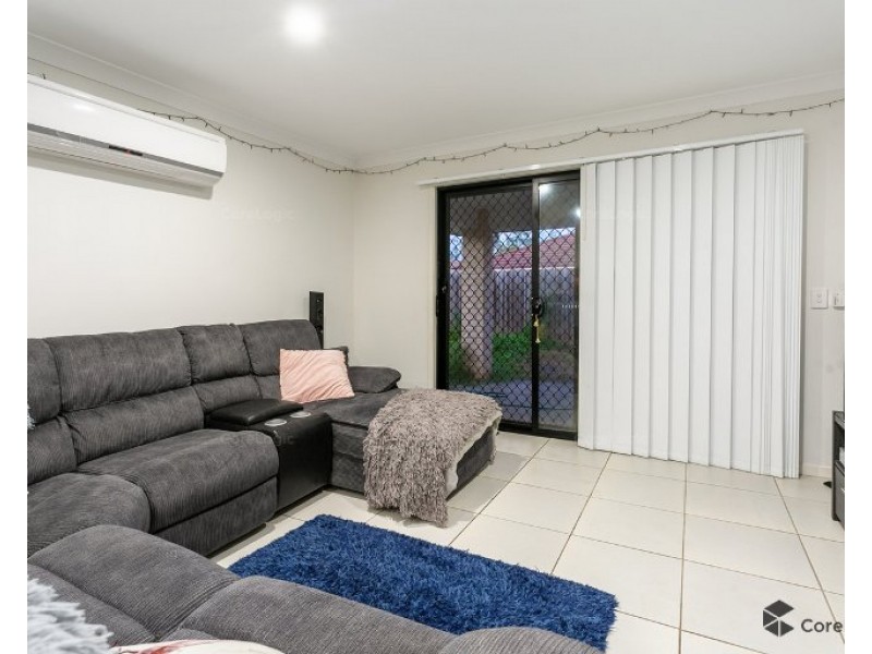 25 A Essington Mews, Leichhardt QLD 4305