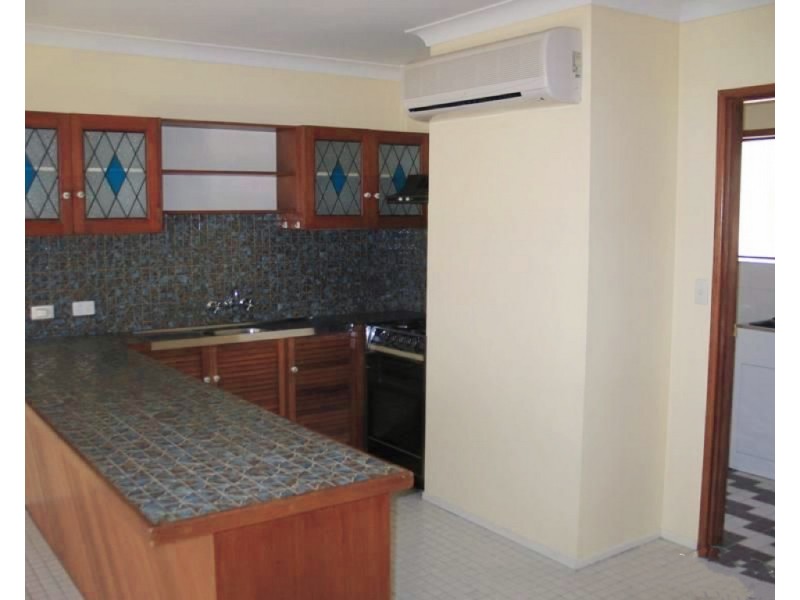 7/213 Scarborough Street, Southport QLD 4215