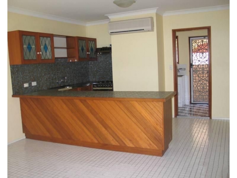 7/213 Scarborough Street, Southport QLD 4215