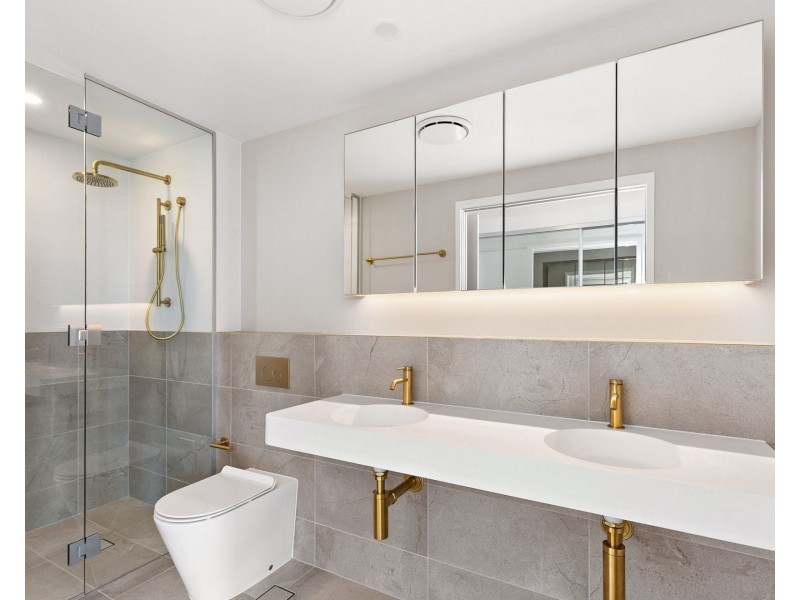 1605/1 Grant Avenue, Hope Island QLD 4212