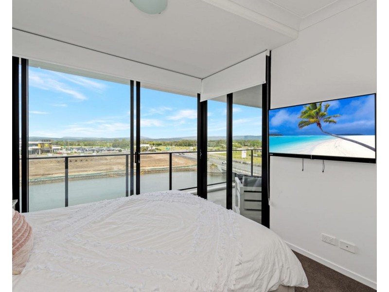 1605/1 Grant Avenue, Hope Island QLD 4212