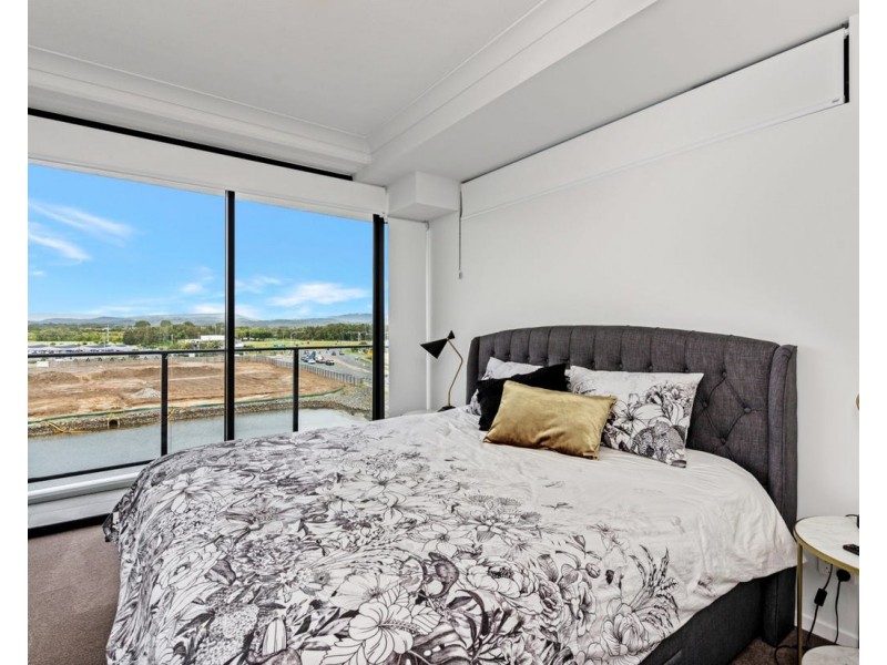 1605/1 Grant Avenue, Hope Island QLD 4212