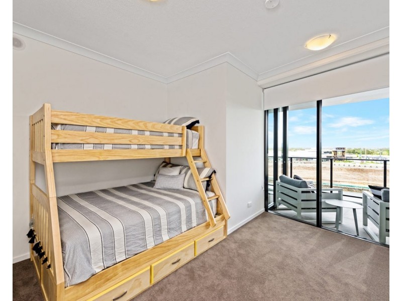 1605/1 Grant Avenue, Hope Island QLD 4212