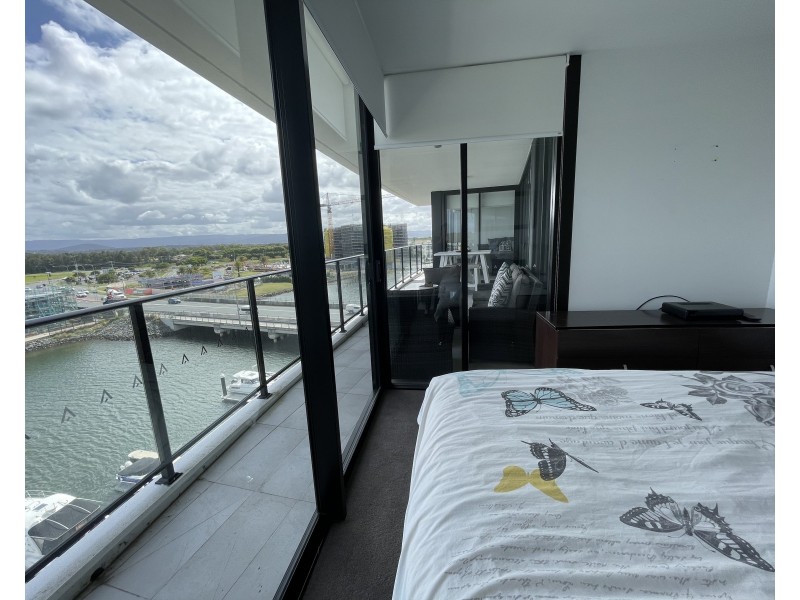 1605/1 Grant Avenue, Hope Island QLD 4212