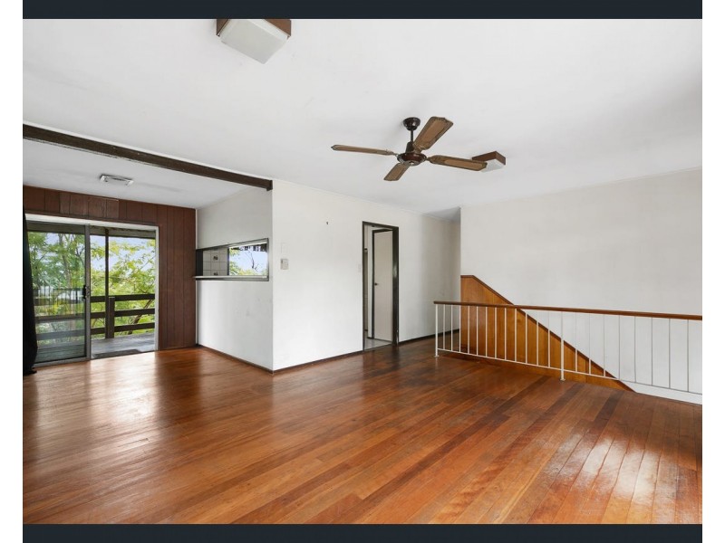 146 Jerrang Street, Indooroopilly QLD 4068