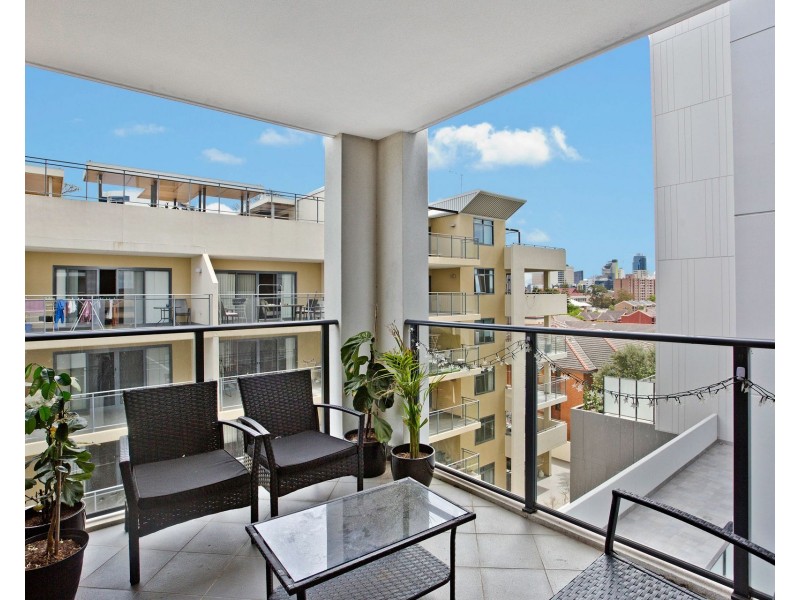 20/33 Bronte Street, East Perth WA 6004