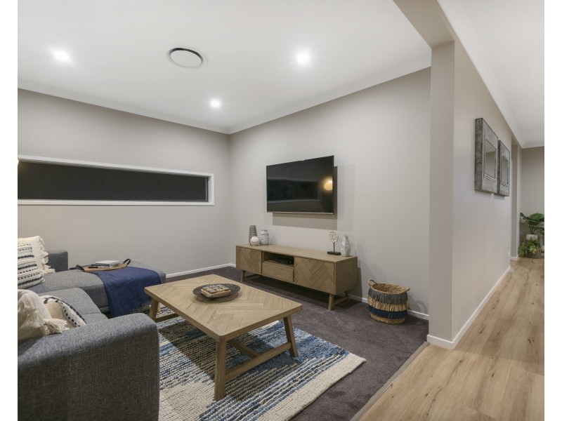 Ormeau Hills QLD 4208