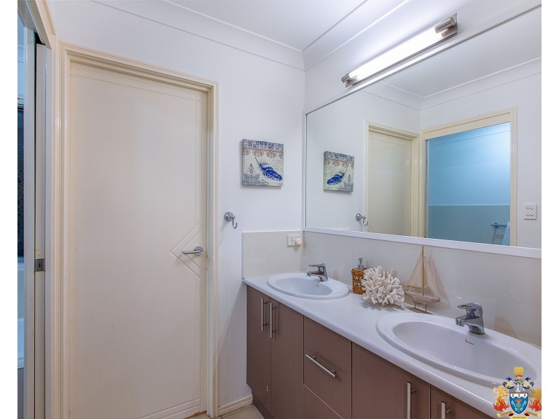 8 Boambillee Drive, Coomera Waters QLD 4209