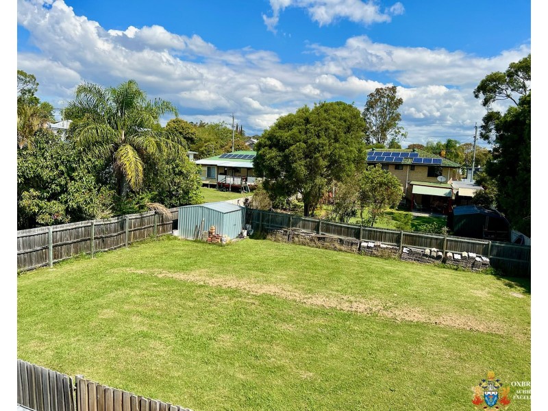 16 Bird Street, Bundamba QLD 4304