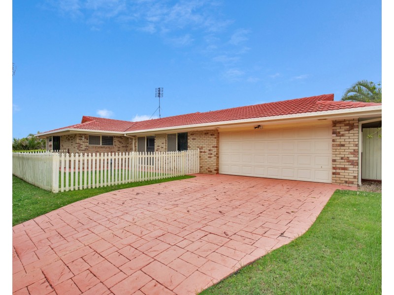 2 Piccadilly Place, Highland Park QLD 4211
