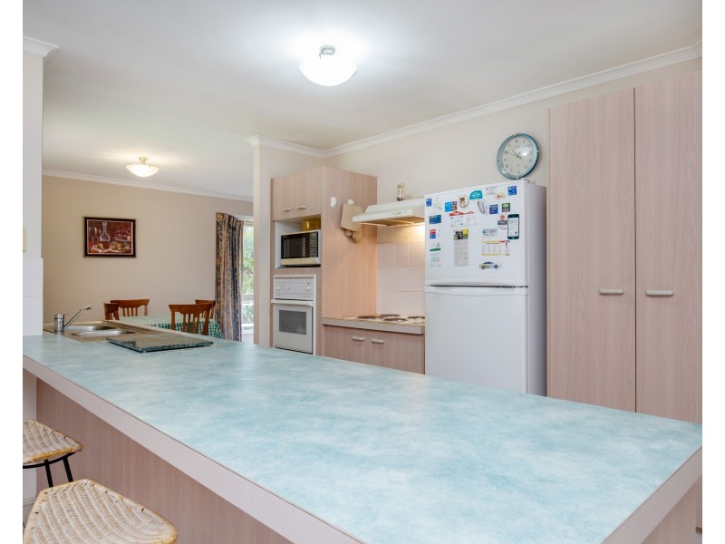 2 Piccadilly Place, Highland Park QLD 4211