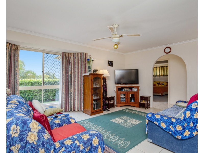 2 Piccadilly Place, Highland Park QLD 4211
