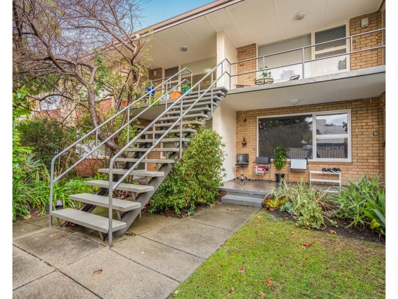 4/78 Matheson Road, Applecross WA 6153