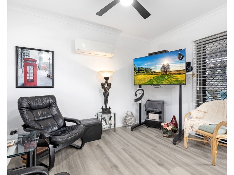 64 Brugh Street, Aldershot QLD 4650