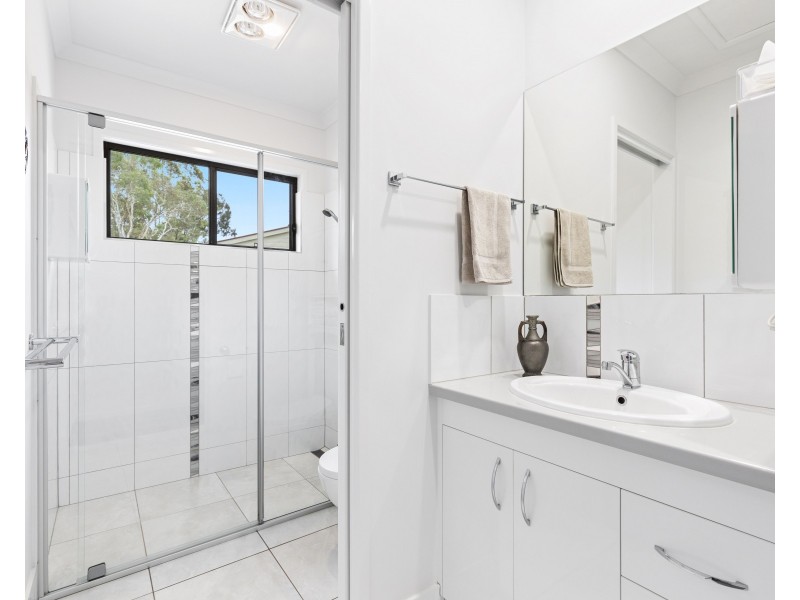 64 Brugh Street, Aldershot QLD 4650
