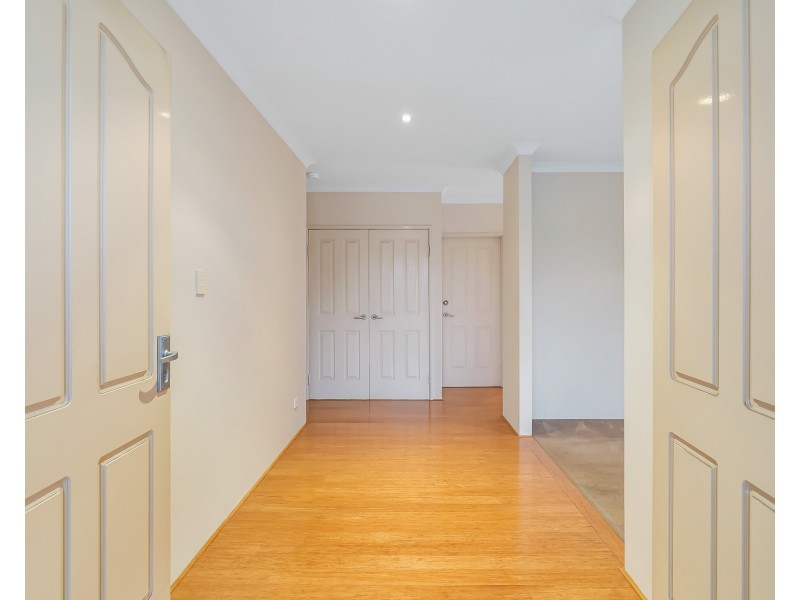 2 Barcombe Way, Leeming WA 6149