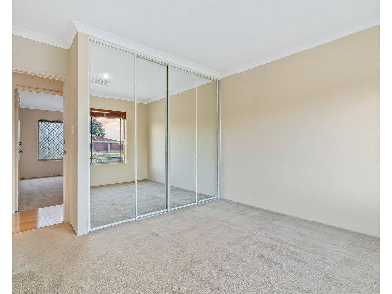 2 Barcombe Way, Leeming WA 6149