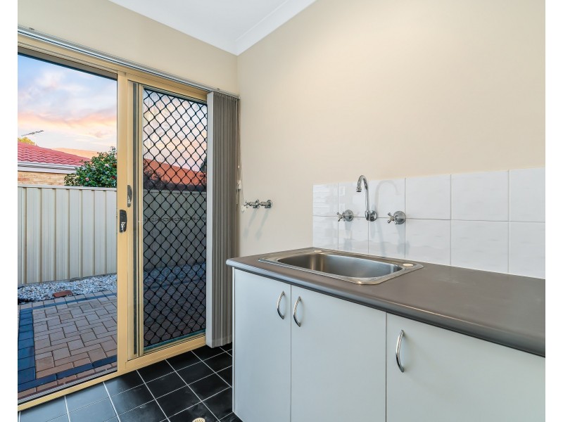 2 Barcombe Way, Leeming WA 6149