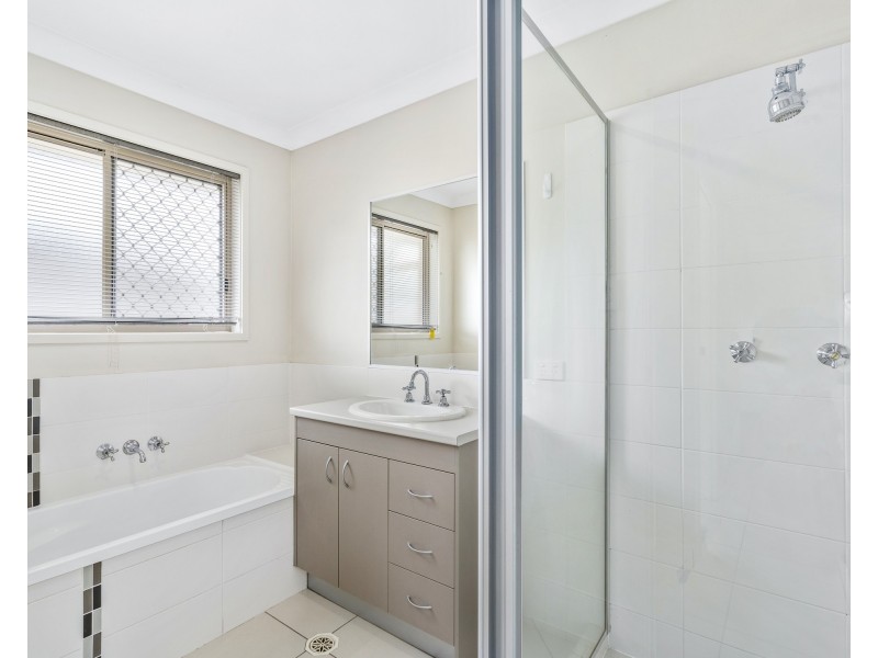 1 Alvine Drive, Eagleby QLD 4207